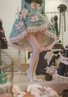 年轻的小姨子免费观看