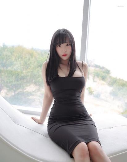 年轻善良的瘦子